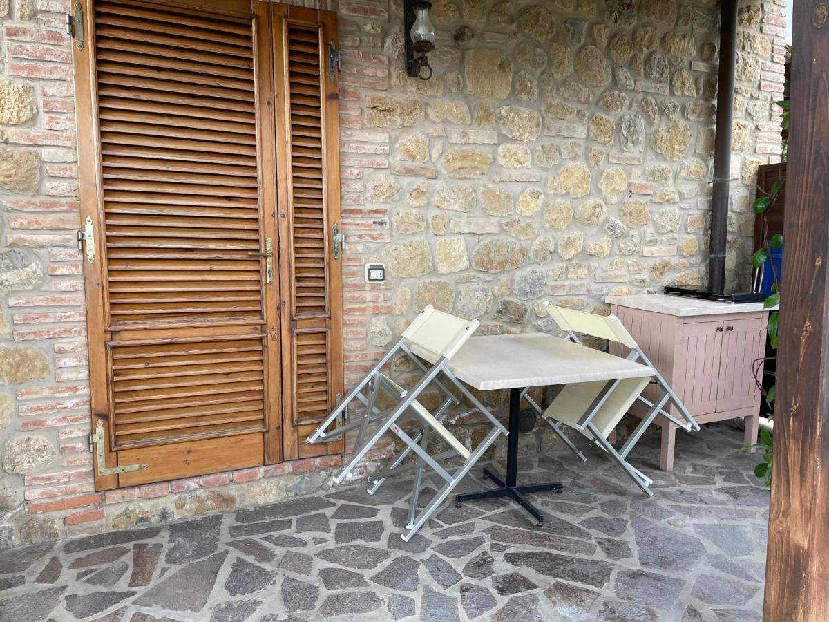 Casa Vacanza Le Case San Gimignano Luaran gambar