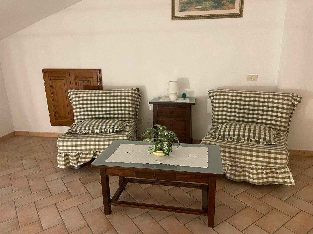 Casa Vacanza Le Case San Gimignano Luaran gambar